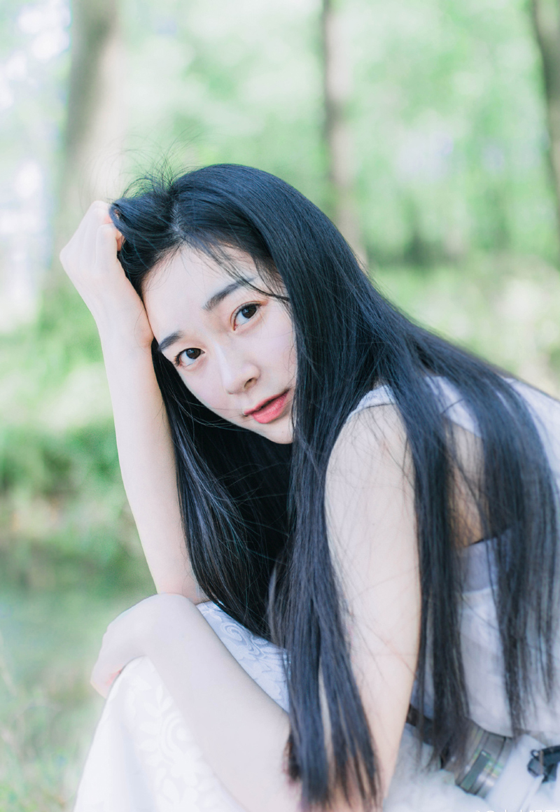 “错。”法正摇了摇头，有些怜悯的看向刘璋：“到现在还没明白吗？他只是一个诱因，若非军中将士早已对你不满，就算真有此事，又怎会十万大军皆叛？这一切，皆因你无能而起。”